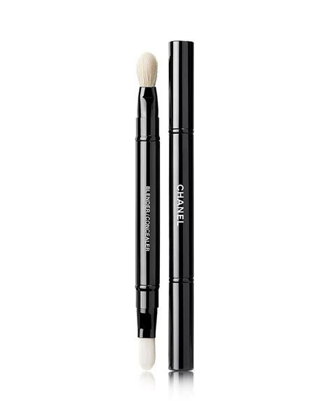 les pinceaux de chanel retractable dual-tip concealer brush|PINCEAU DUO CORRECTEUR RÉTRACTABLE N°105 Dual .